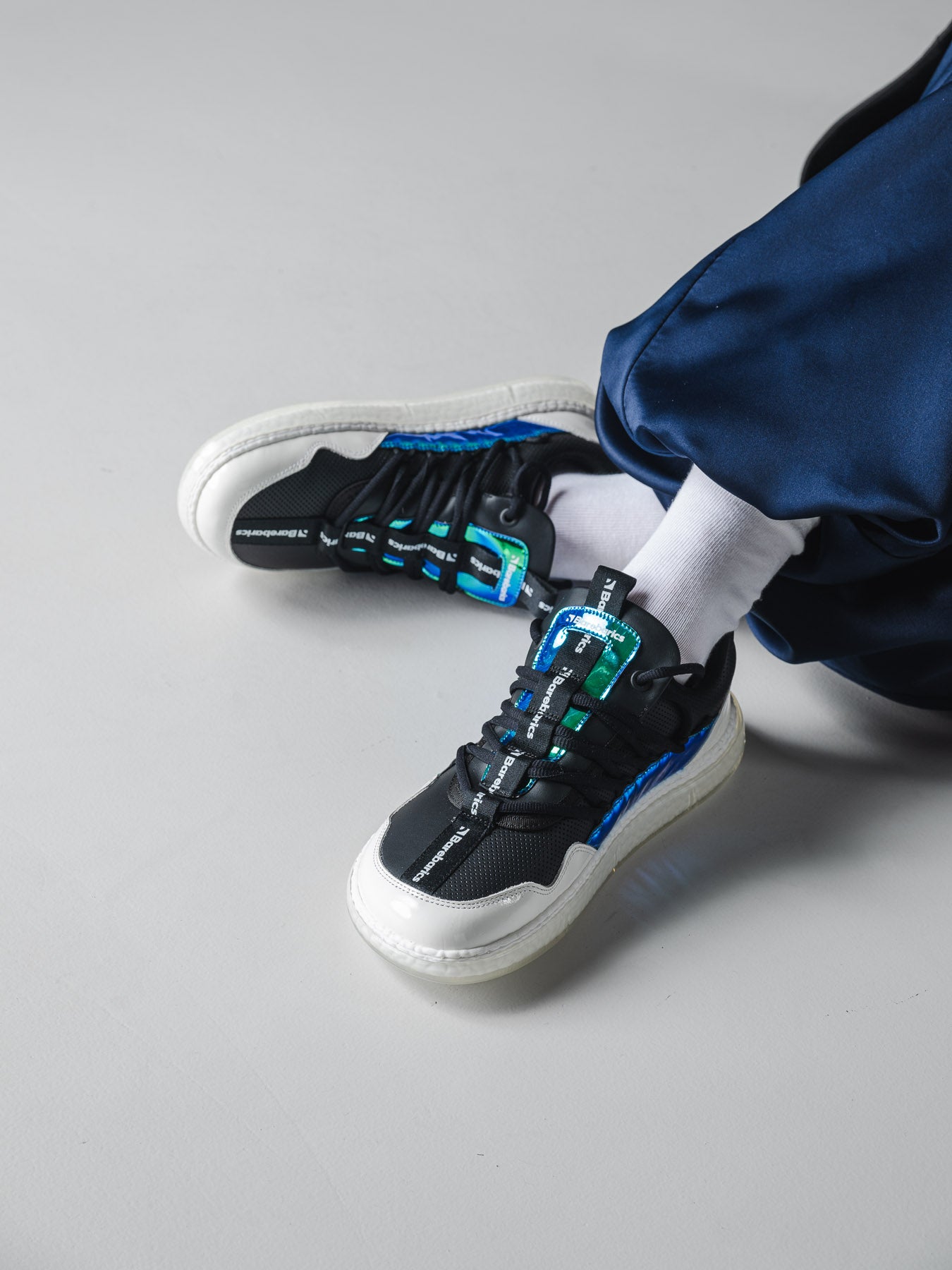 Barefoot Sneakers Barebarics Futura - Iridescent Black