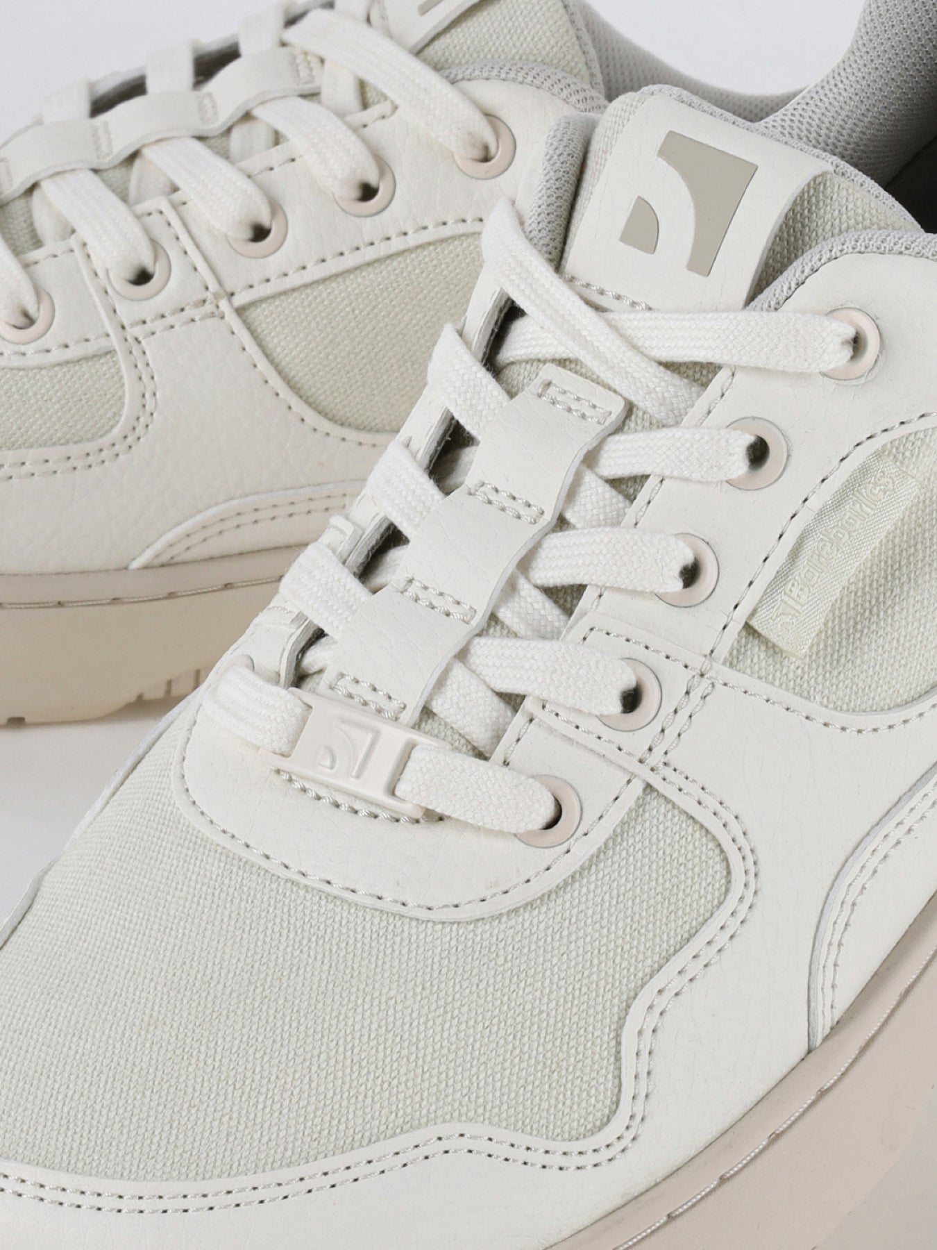 Barefoot Sneakers Barebarics Zing - Off-White