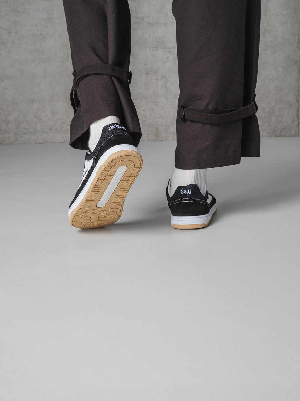 Barefoot Shoes Barebarics Legend - Black & White
